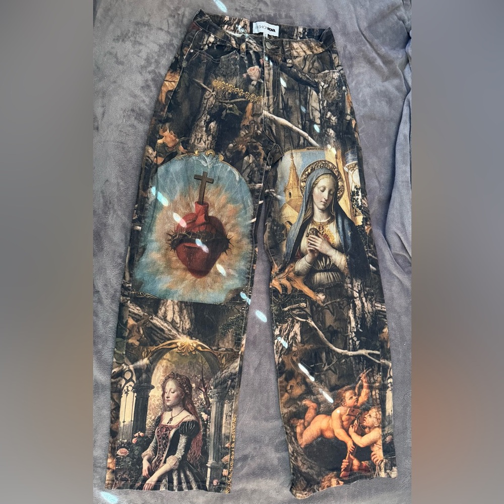 Fashion Nova Artistic Print Women Jeans